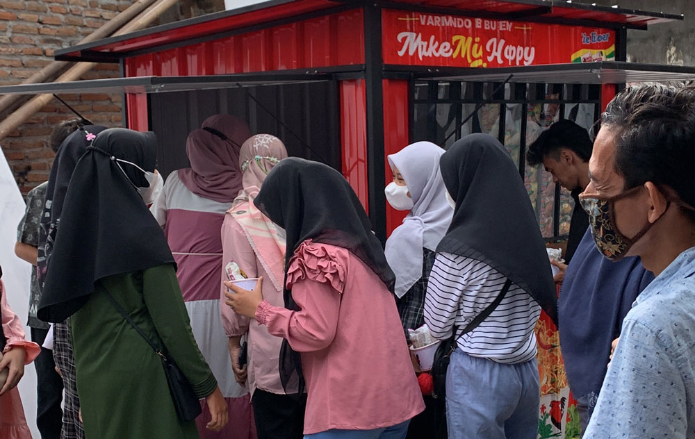 Alhamdulillah Warmindo Hits Viral Mielioner Cirebon Dibanjiri Konsumen